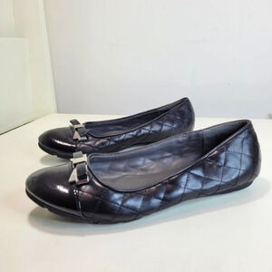 RIALTO Gaylene Black Quilted Flats with Accent Bow Size Women's 8